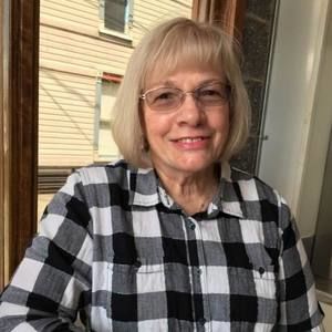 Meet your Posher, Carol